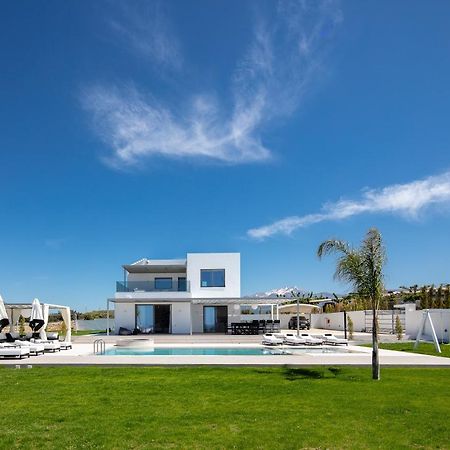 Alma Villa, 2000M2 Luxury Living, By Thinkvilla Angeliana  Buitenkant foto