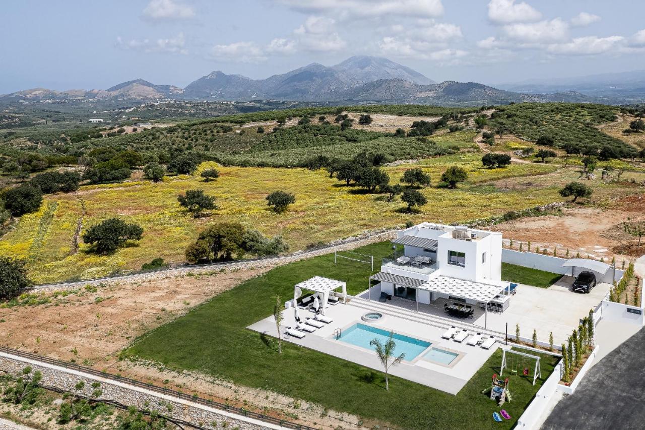 Alma Villa, 2000M2 Luxury Living, By Thinkvilla Angeliana  Buitenkant foto