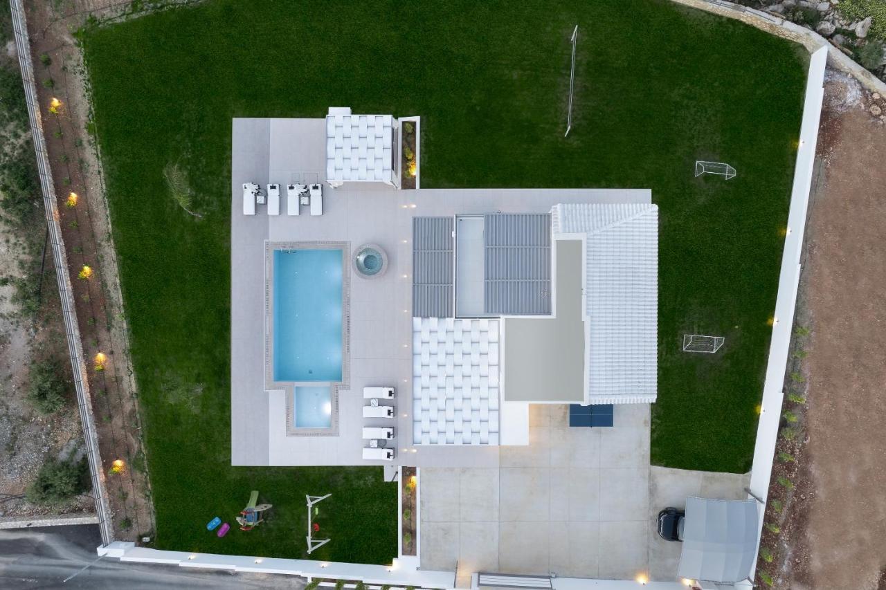 Alma Villa, 2000M2 Luxury Living, By Thinkvilla Angeliana  Buitenkant foto