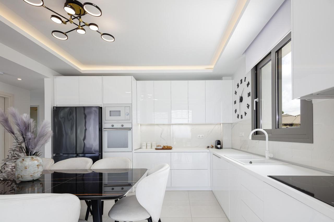 Alma Villa, 2000M2 Luxury Living, By Thinkvilla Angeliana  Buitenkant foto